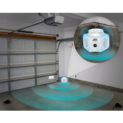 NO PEST Quattro Pro répulsif ultrasonique installé dans un garage